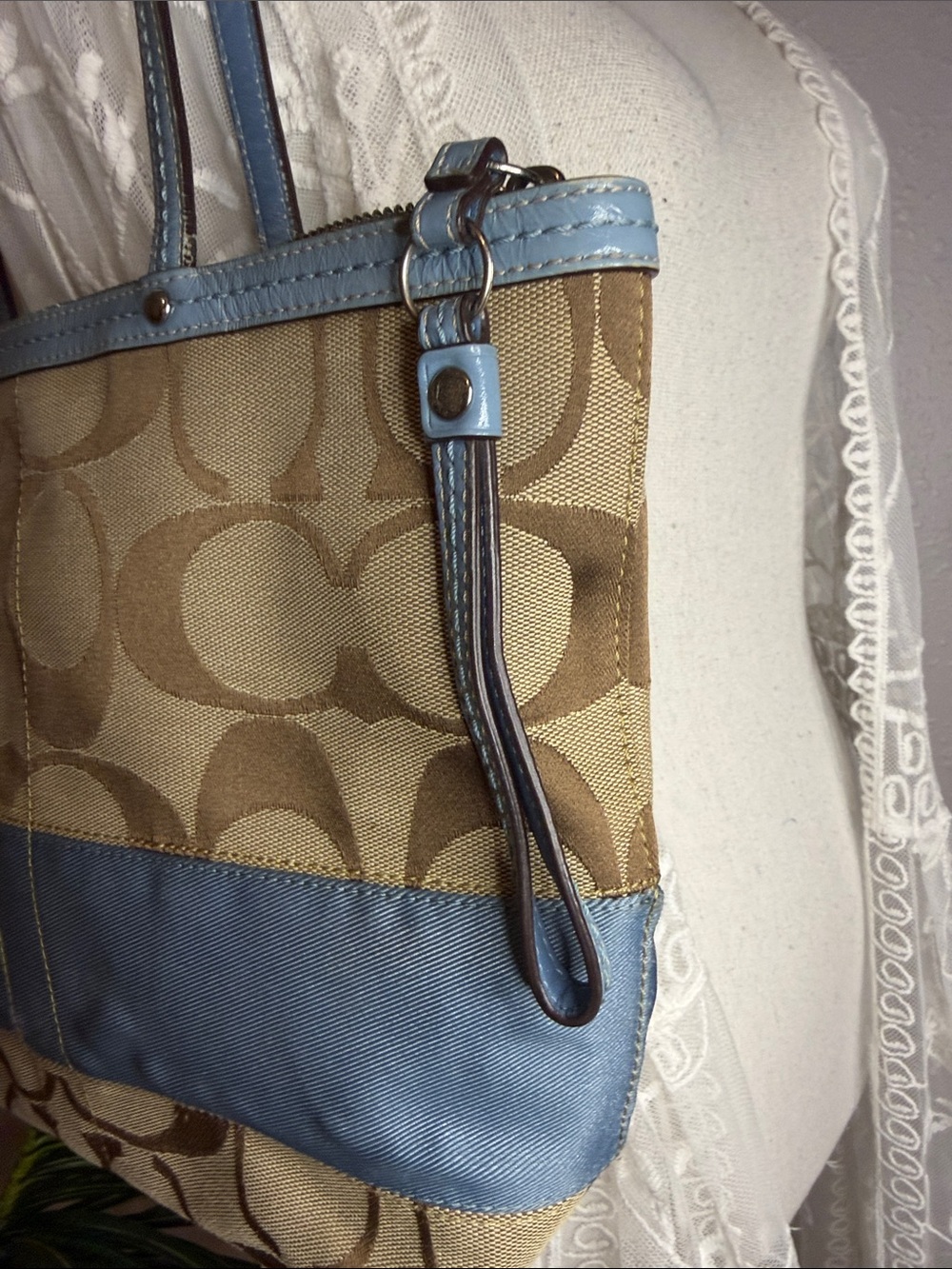 Coach Beige Signature Canvas Tote with Light Blue Trim - Picture 6 of 14